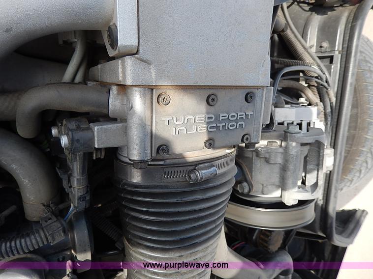 image for item I3704 1988 Chevrolet Corvette convertible