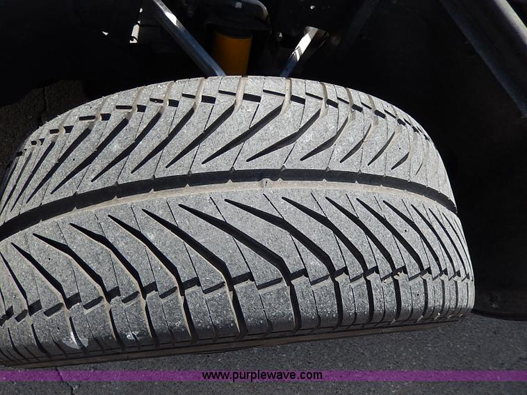 image for item I3704 1988 Chevrolet Corvette convertible