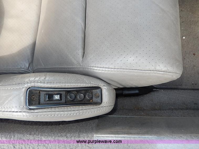 image for item I3704 1988 Chevrolet Corvette convertible