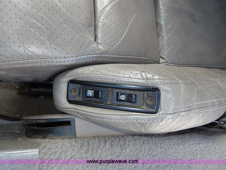 image for item I3704 1988 Chevrolet Corvette convertible