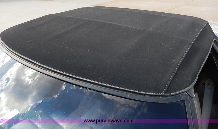 image for item I3704 1988 Chevrolet Corvette convertible