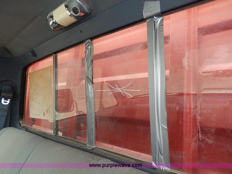 image for item I3709 1989 Ford F450 Super Duty XL dump bed truck