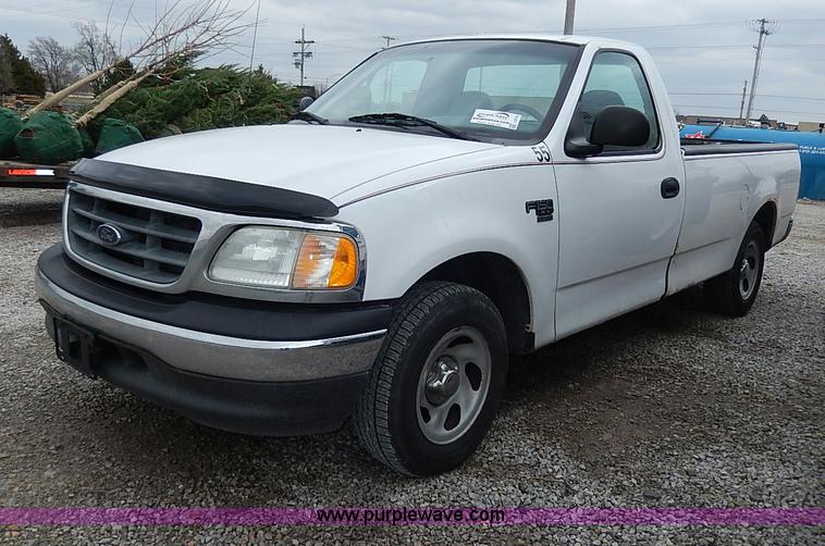 image for item I3713 2002 Ford F150 pickup truck