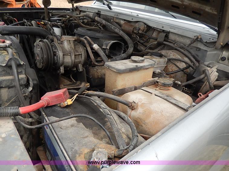 image for item I3725 1991 Ford F250 Super Duty XLT Lariat SuperCab pickup truck