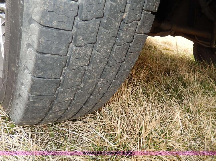 image for item I3725 1991 Ford F250 Super Duty XLT Lariat SuperCab pickup truck