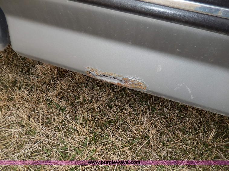 image for item I3725 1991 Ford F250 Super Duty XLT Lariat SuperCab pickup truck