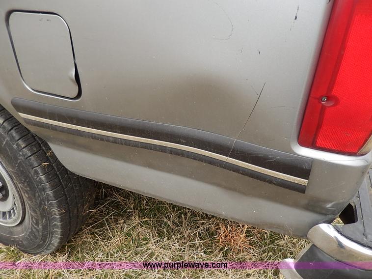 image for item I3725 1991 Ford F250 Super Duty XLT Lariat SuperCab pickup truck