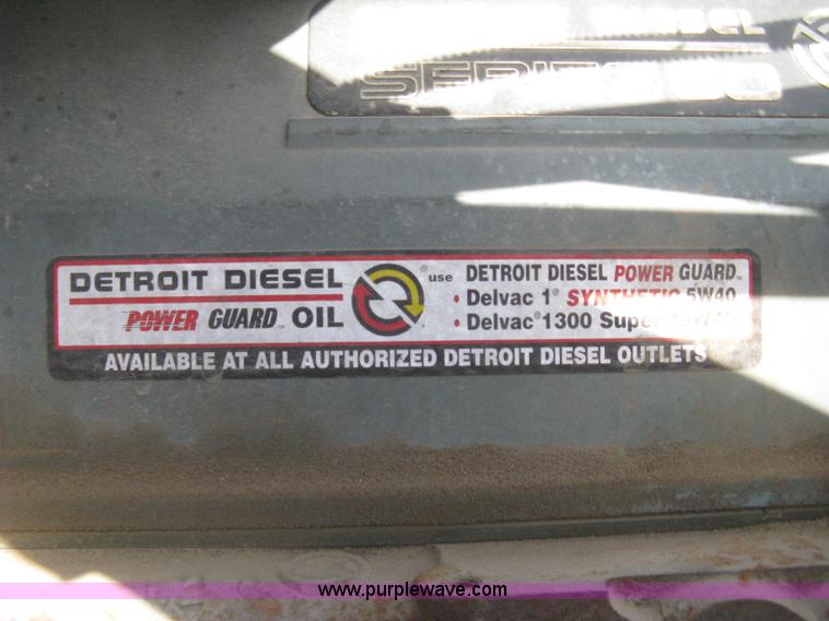 image for item I5515 1999 Freightliner FLD120SD semi truck