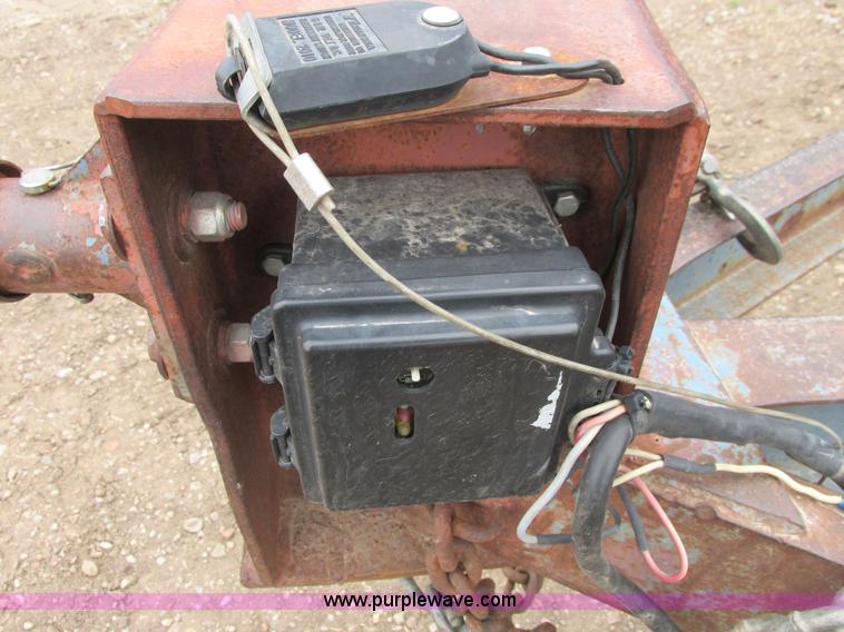 image for item I5517 1987 JFW tandem axle trailer