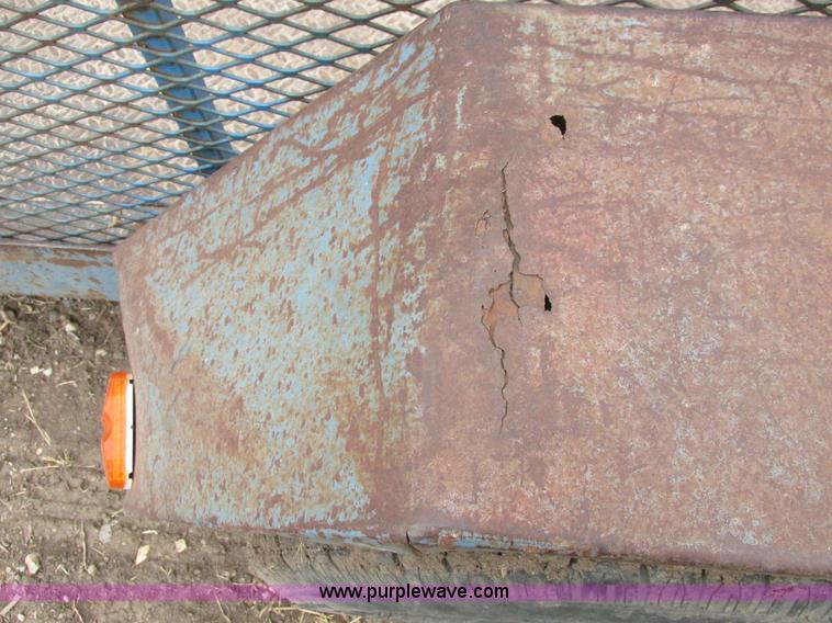 image for item I5517 1987 JFW tandem axle trailer