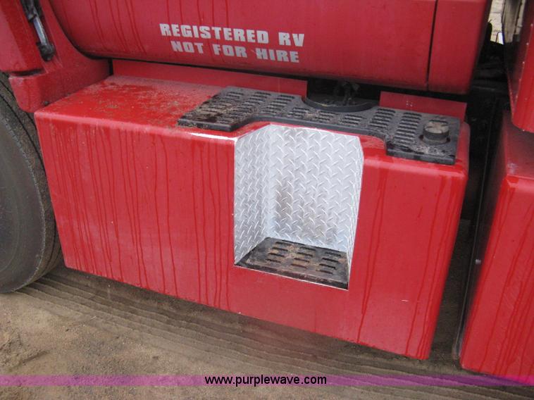 image for item I5539 1990 GMC TopKick Toterhome truck