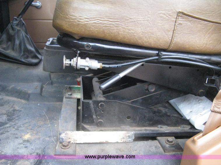 image for item I5539 1990 GMC TopKick Toterhome truck