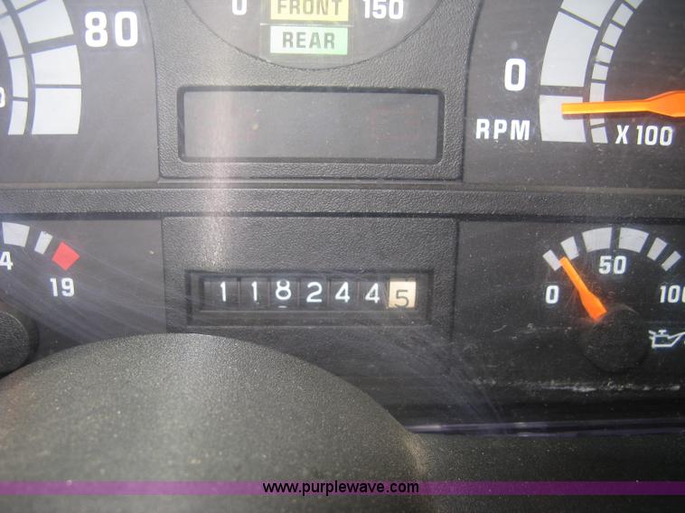 image for item I5539 1990 GMC TopKick Toterhome truck