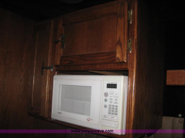 image for item I5539 1990 GMC TopKick Toterhome truck