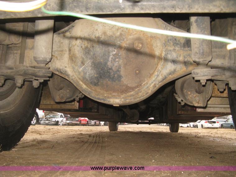 image for item I5539 1990 GMC TopKick Toterhome truck