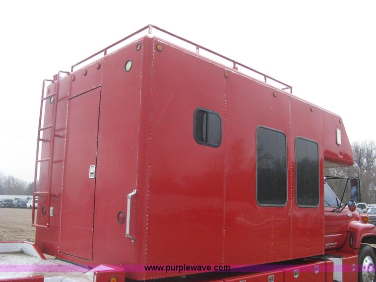 image for item I5539 1990 GMC TopKick Toterhome truck