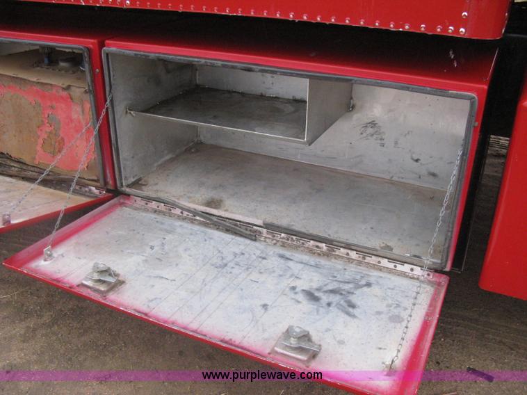 image for item I5539 1990 GMC TopKick Toterhome truck