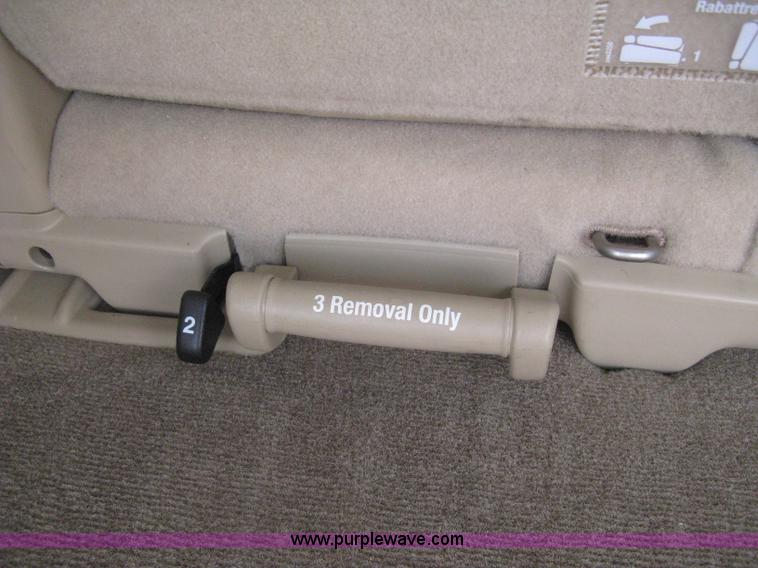 image for item I5559 2011 Chevrolet Suburban LT 1500 SUV