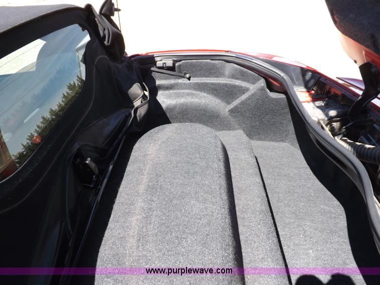 image for item I9001 2007 Pontiac Solstice convertible