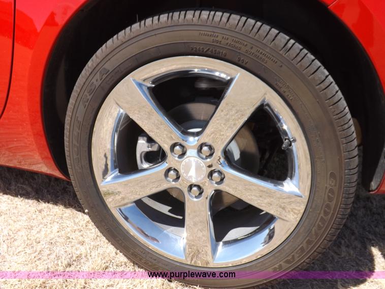 image for item I9001 2007 Pontiac Solstice convertible