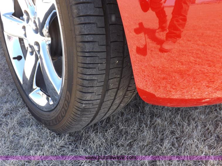 image for item I9001 2007 Pontiac Solstice convertible