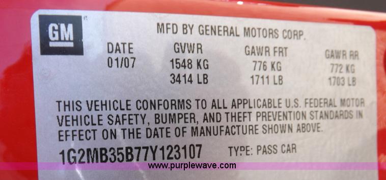 image for item I9001 2007 Pontiac Solstice convertible