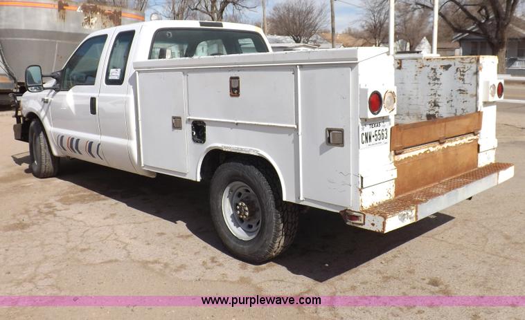 image for item I9007 1999 Ford F250 Super Duty SuperCab utility truck