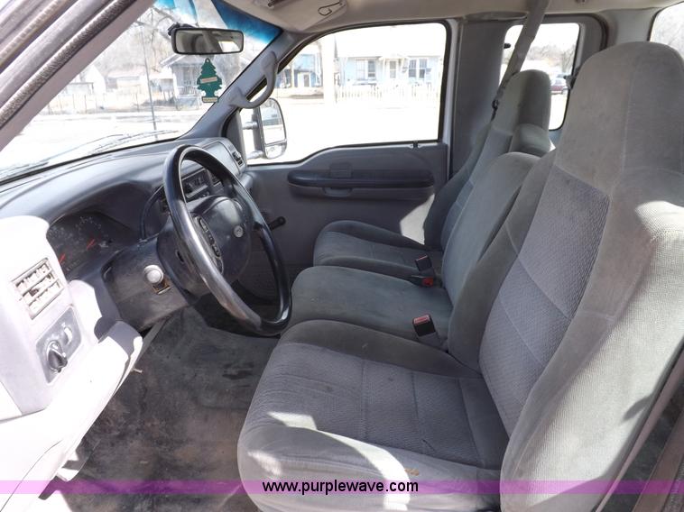 image for item I9007 1999 Ford F250 Super Duty SuperCab utility truck