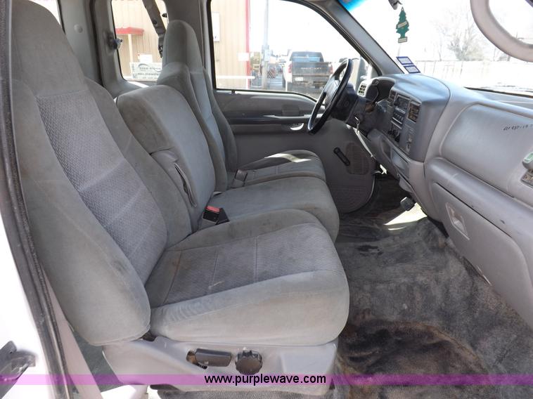 image for item I9007 1999 Ford F250 Super Duty SuperCab utility truck