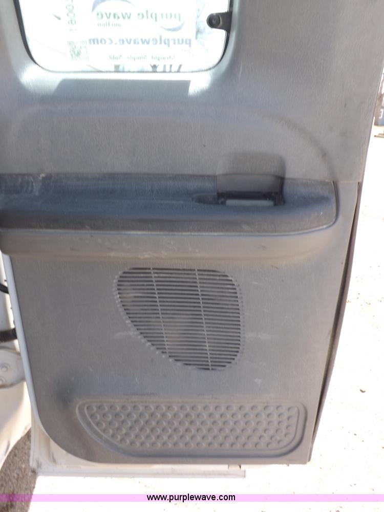 image for item I9007 1999 Ford F250 Super Duty SuperCab utility truck