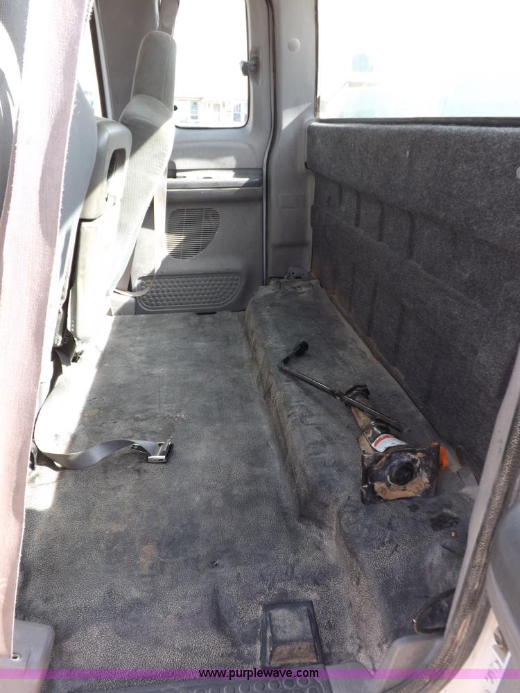 image for item I9007 1999 Ford F250 Super Duty SuperCab utility truck