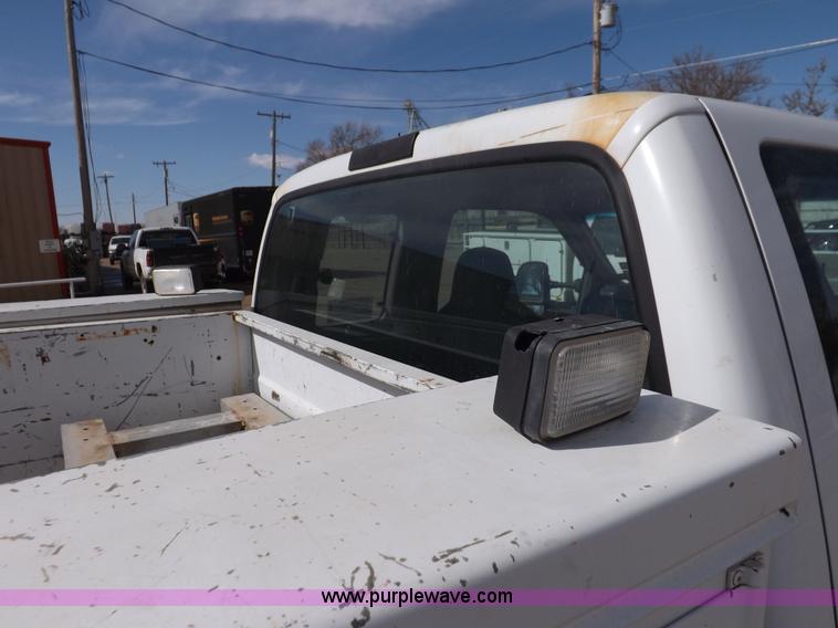 image for item I9007 1999 Ford F250 Super Duty SuperCab utility truck