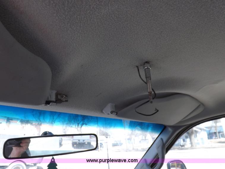 image for item I9007 1999 Ford F250 Super Duty SuperCab utility truck