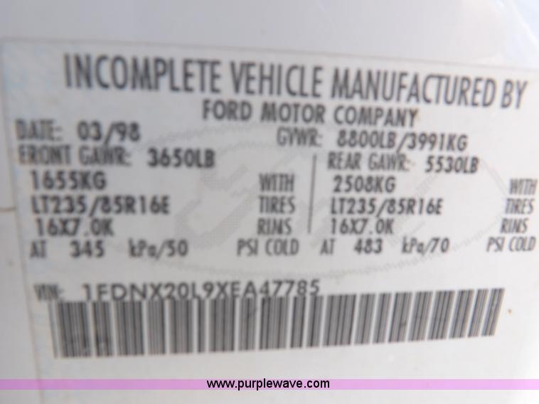 image for item I9007 1999 Ford F250 Super Duty SuperCab utility truck