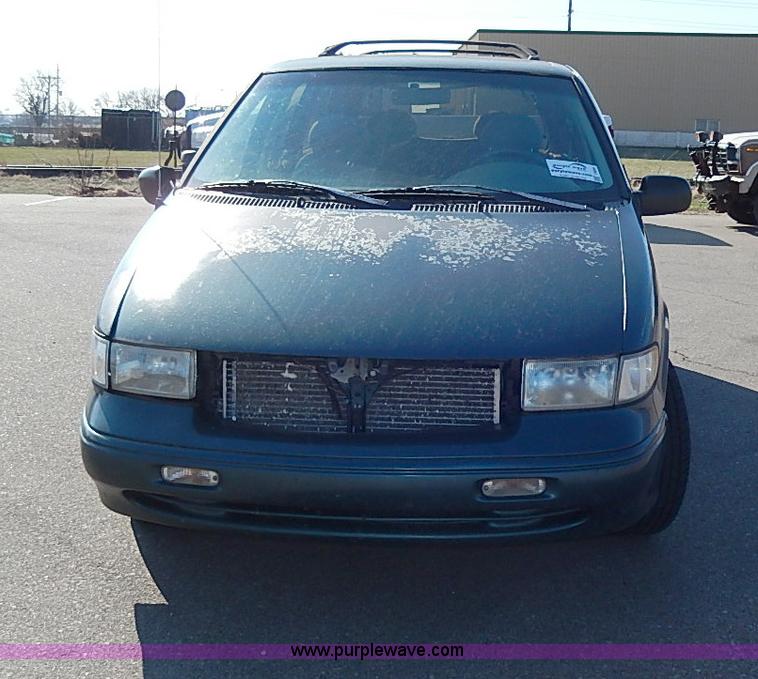 image for item I9263 1997 Mercury Villager GS