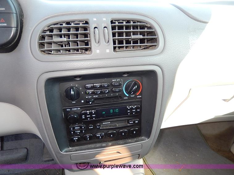 image for item I9263 1997 Mercury Villager GS
