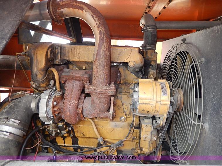 image for item I9282 Sullivan D375Q6A air compressor