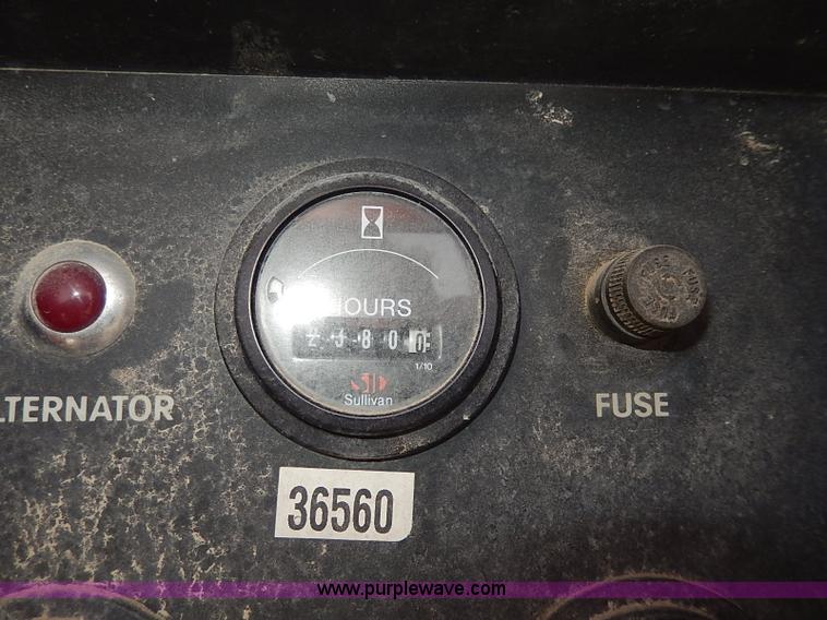 image for item I9282 Sullivan D375Q6A air compressor