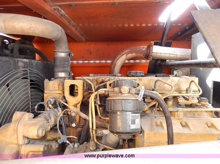 image for item I9282 Sullivan D375Q6A air compressor