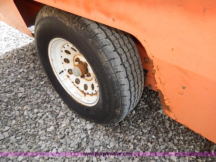 image for item I9282 Sullivan D375Q6A air compressor