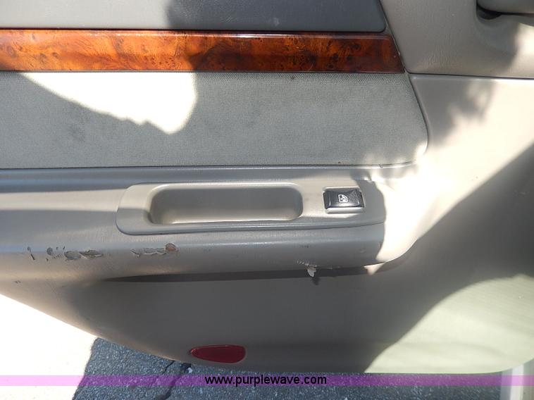 image for item I9315 2000 Chevrolet Impala LS