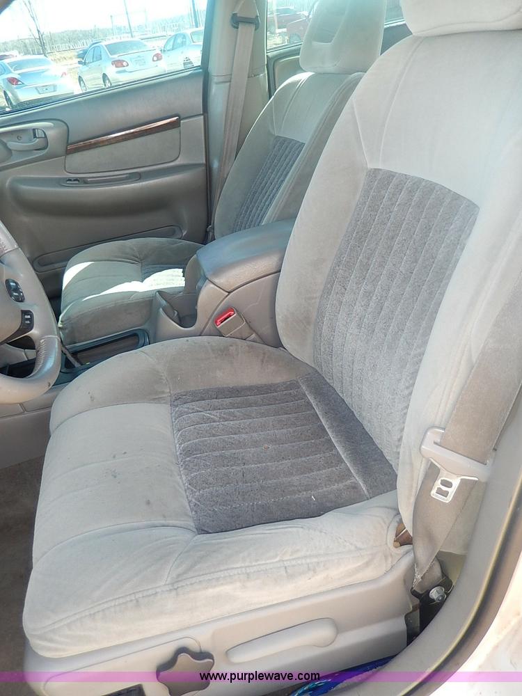 image for item I9315 2000 Chevrolet Impala LS