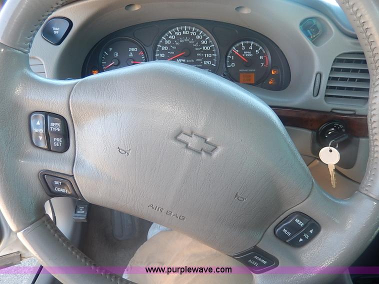 image for item I9315 2000 Chevrolet Impala LS