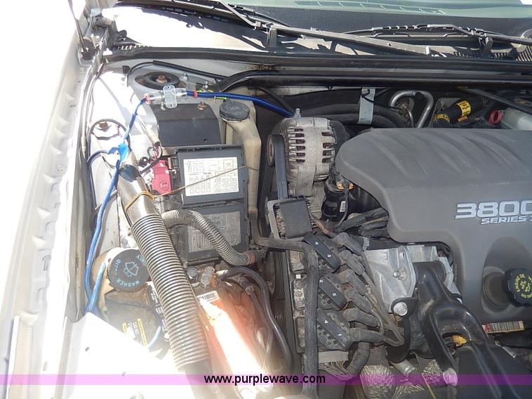 image for item I9315 2000 Chevrolet Impala LS