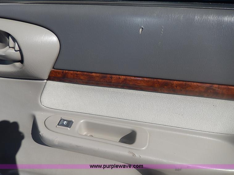 image for item I9315 2000 Chevrolet Impala LS