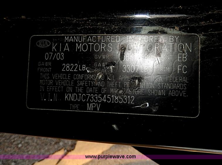 image for item I9354 2004 Kia Sorento LX SUV