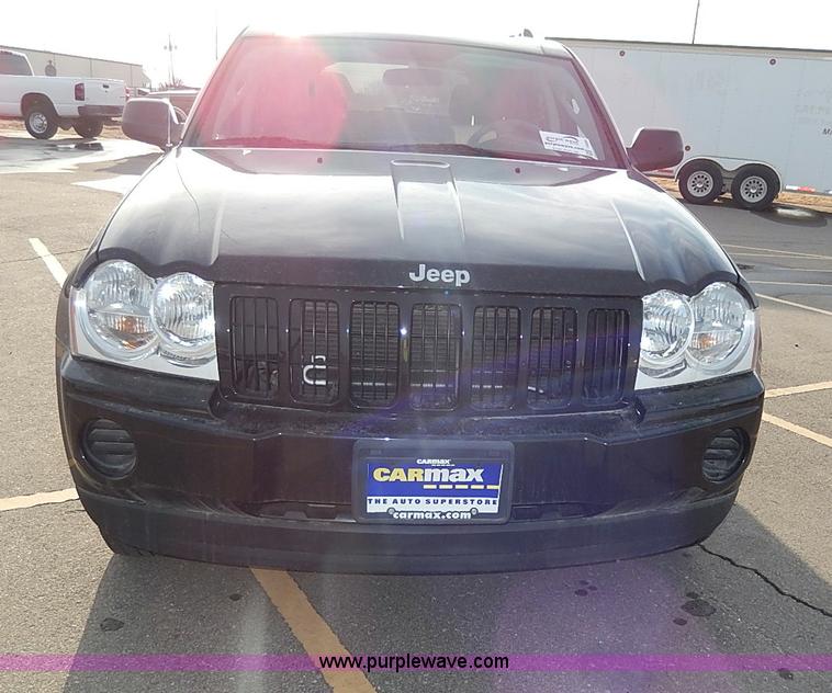 image for item I9355 2006 Jeep Grand Cherokee Laredo SUV