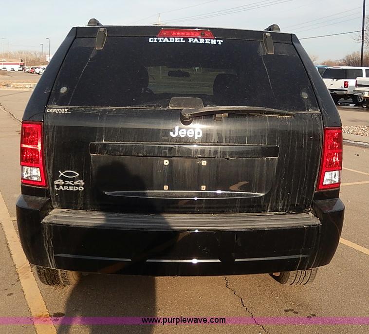 image for item I9355 2006 Jeep Grand Cherokee Laredo SUV