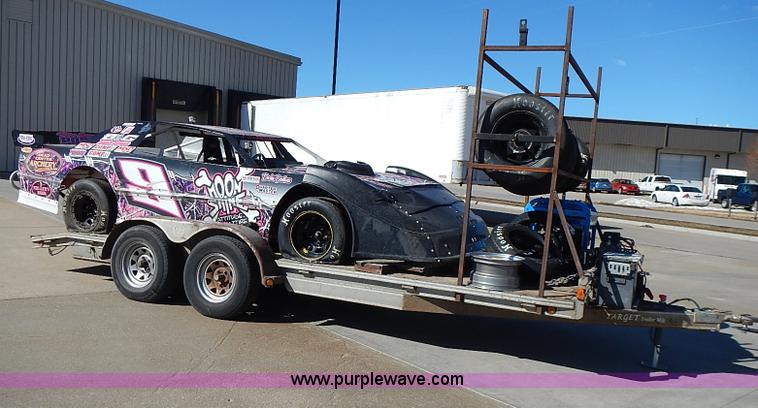 image for item I9394 Race car and trailer