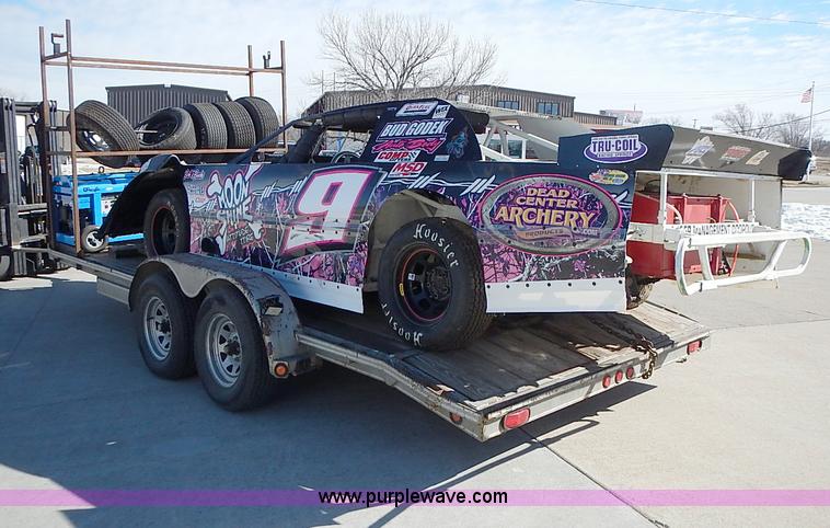 image for item I9394 Race car and trailer